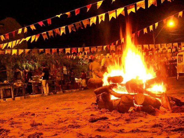 Sa De Alerta Para Acidentes Que Causam Queimaduras Em Festas Juninas